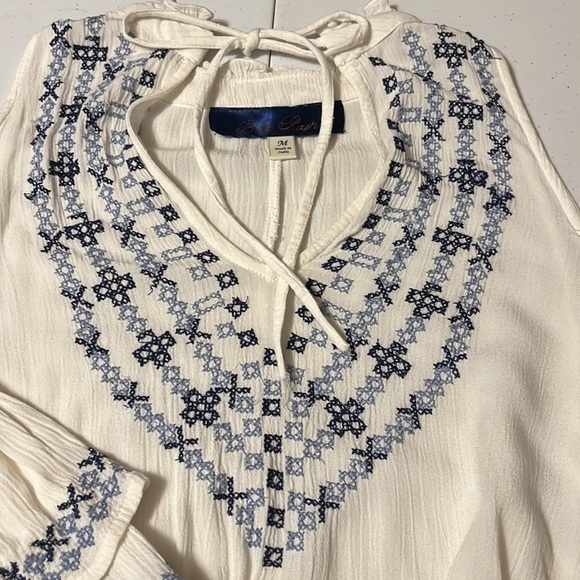 Blue Rain cold shoulder blouse , size medium - Picture 3 of 9